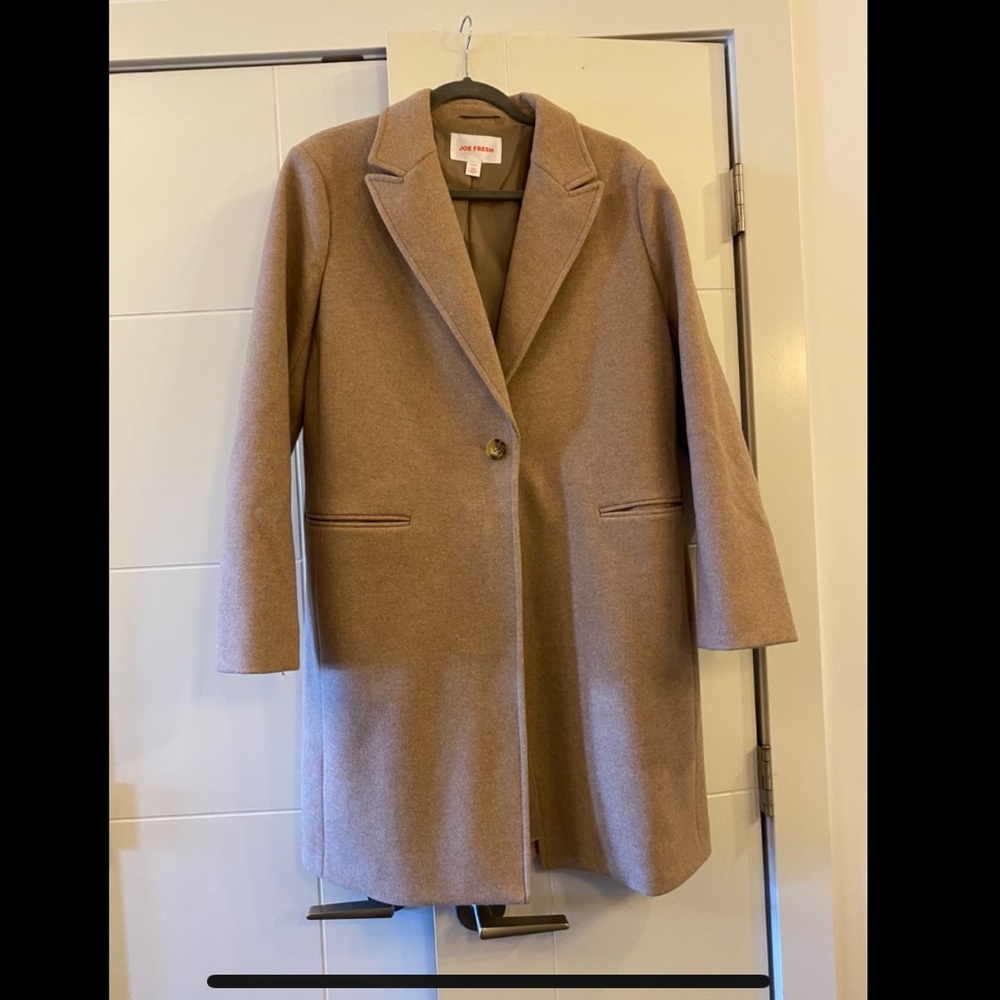Women’s camel coloured coat